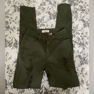 Laura’s boutique Samantha jeans (olive green) - size 7/W27